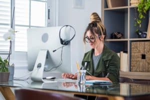 A Day in the Life of a Marketing Virtual Assistant