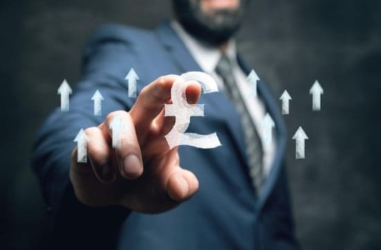 UK Outsourcing Booms Amid Economic Pressures