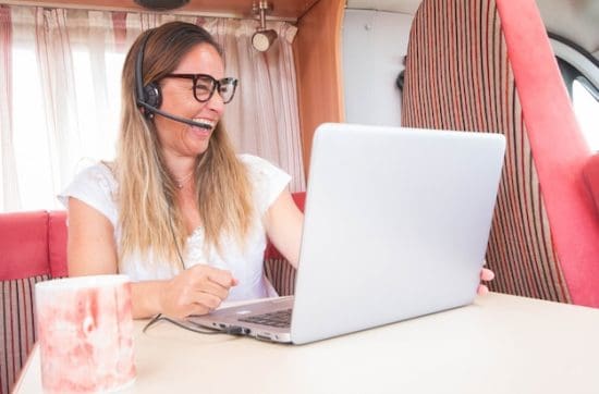 Boost Your Social Media: The Virtual Assistant Advantage