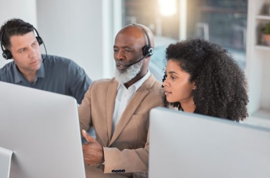 Customer Support Success The Easy Way Your Complete 60-Day Guide