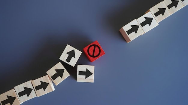 advantages and disadvantages of outsourcing