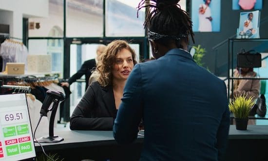 The Outbound Telesales Comeback is Revolutionizing B2B Sales Strategies