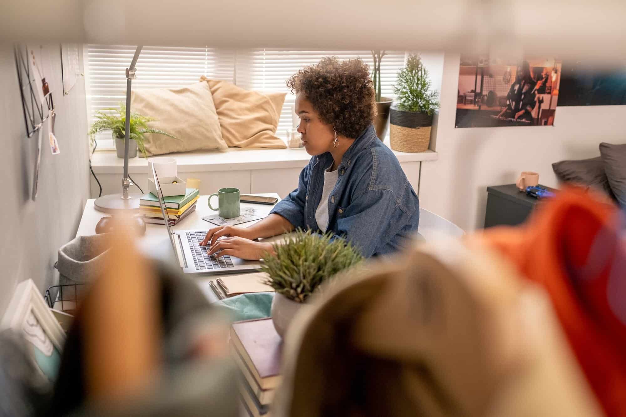 managing employees in remote work