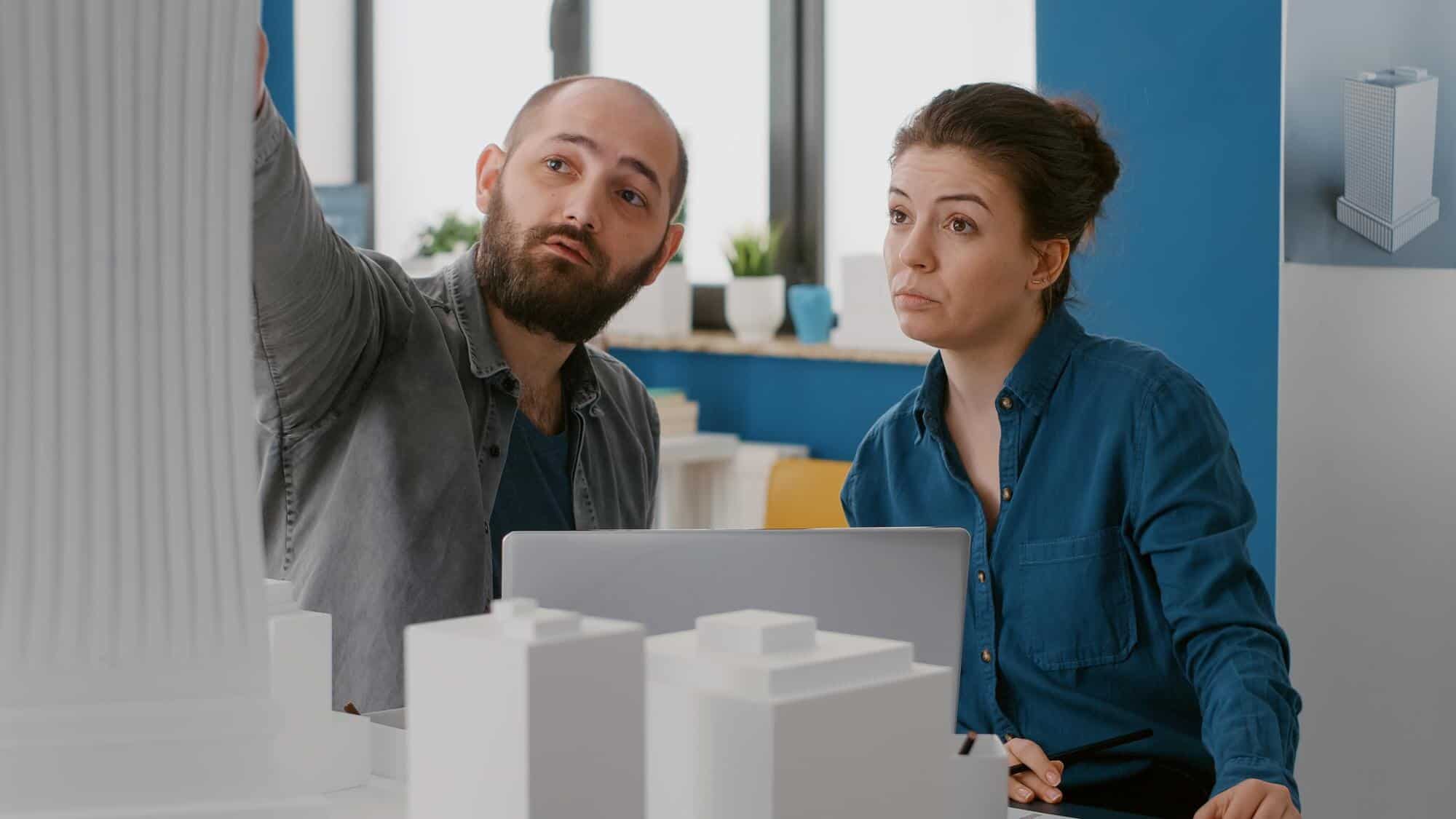 in-house vs outsourcing decision