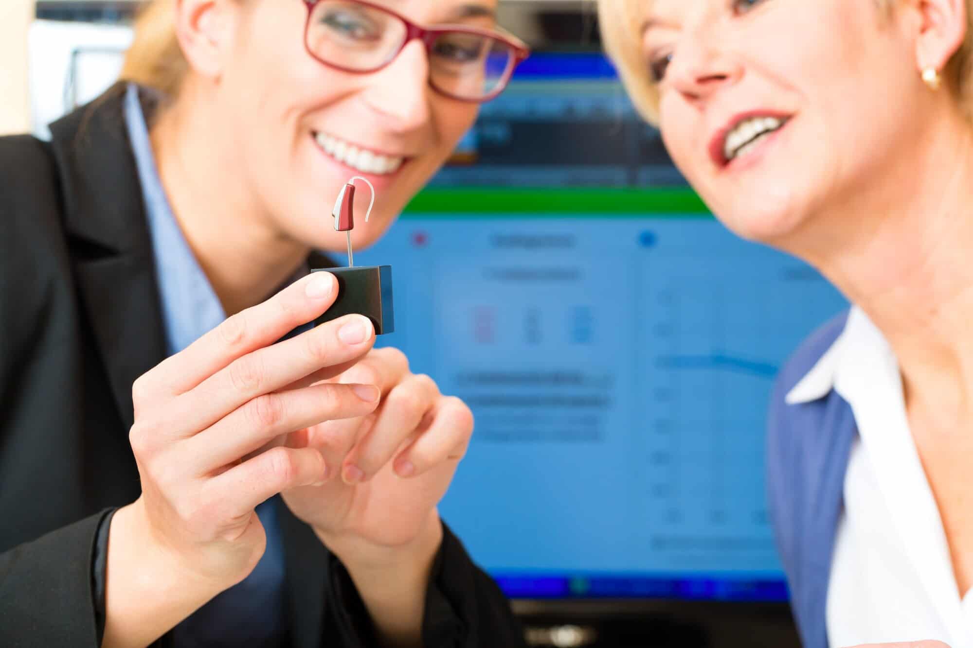 outsourcing customer service cost comparison