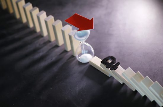 Resilient outsourcing slashes crisis recovery times by 35%.