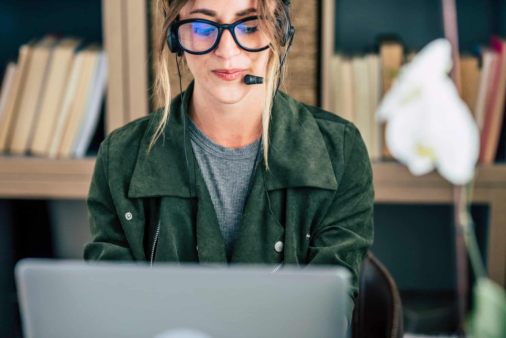 virtual assistant first business hire