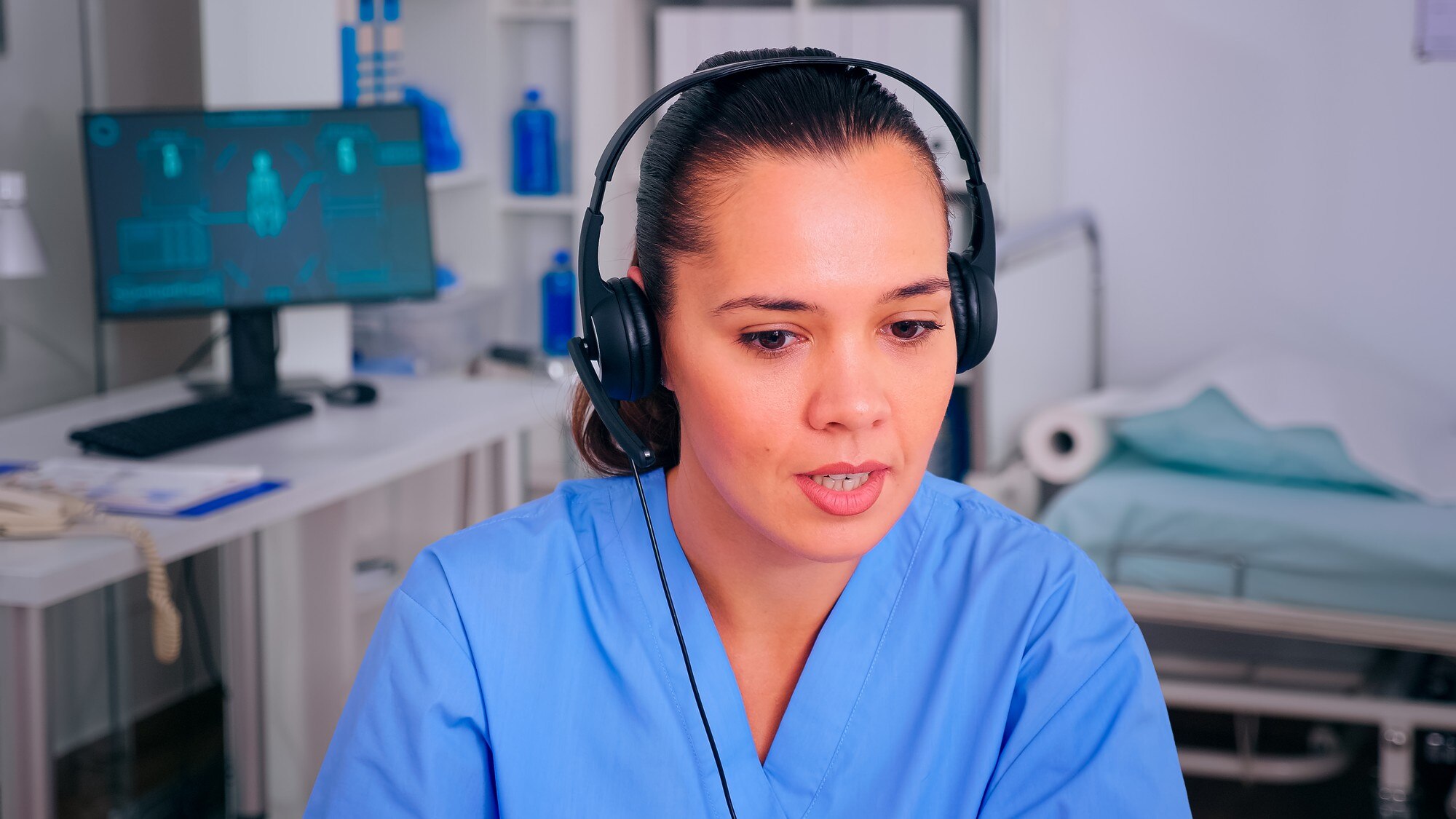 Bilingual healthcare contact centres stem hidden patient leakage. bilingual healthcare contact center